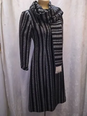 Vintage 1960's Black Gray White Cotton Wool Wiggle Dress & Scarf Size Small • $85