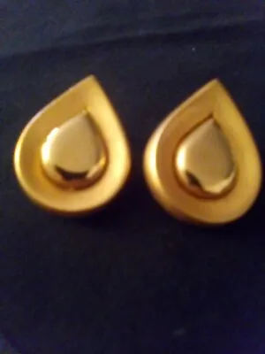 Vintage Maxine Denker Gold Tone Teardrop Clip On Earrings • $65