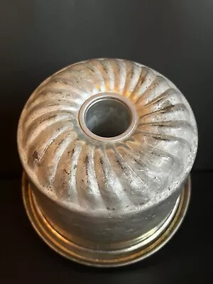 Old Antique European Galvanized Tin Steamed Pudding Jello Baking Mold Lock Lid • $30