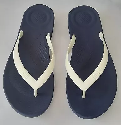 Fitflop Iqushion Size 8/42 Navy/cream Unisex Flip Flops Worn Twice Free P&p • £34