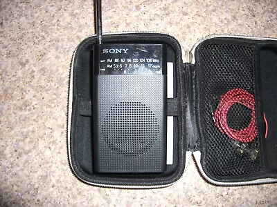 VINTAGE Soney AM/FM Raido ICF P26. • $25