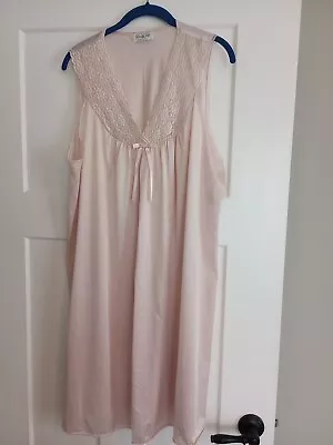 Vintage Vanity Fair Pink Nylon Lacey Bow Knee Length Nighty Nightgown Large • $18