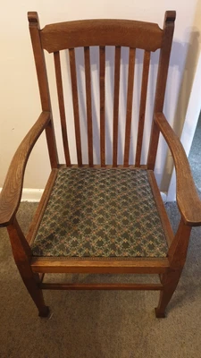 $100 • Buy Antique Dining Room Chairs