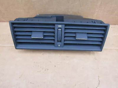 17 Mercedes W202 93-00 Dash Air Vent Center 2028300554 • $45