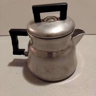 VTG WEAR-EVER No. 3002 ALUMINUM PERCOLATOR COFFEE POT 1-2 CUP Trade Mark USA • $45