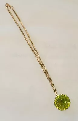VINTAGE GOLD TONE WITH ROUND GREEN STONE PENDANT NECKLACE With Chain VERY NICE  • $9