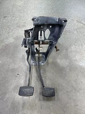 1987 - 1991 87 91 Ford Truck F150 250 Bronco Clutch / Brake Pedal Assembly • $239.95