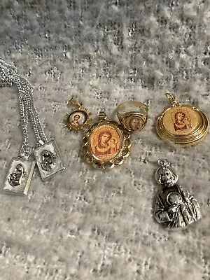 Lot Of German Vintage Religious Plastic Jeweley Medallion Pendants Ring • $11.99