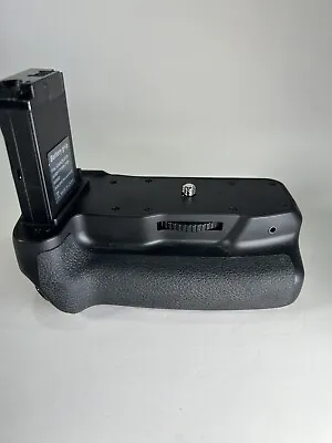 Canon Battery Grip EOS 800D/T7i/X9i/77D/900D • $25