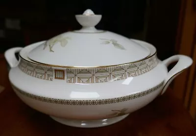 ROYAL DOULTON White Nile Pattern -  Vegetable Tureen With Lid • £20