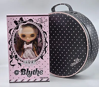 * Wow! Limited Edition Lil' Heart Milk Blythe Doll & Carrying Case Set * • $525