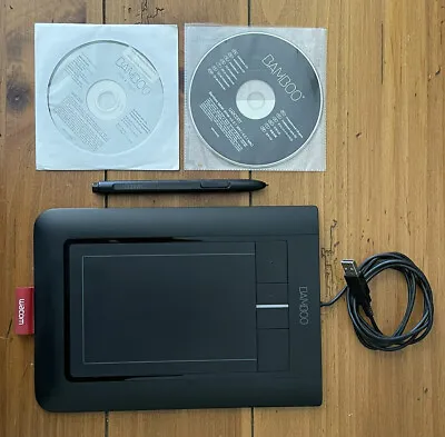 Wacom CTL460 Bamboo Drawing Tablet With Pen & Software CDs • $24.99