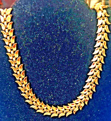 Vintage Crown Trifari Pat. Pend Gold Tone Leaves Necklace • $38