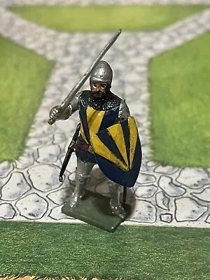 Tradition Toy Soldiers 54mm No. K8 Medieval Knight • $19.99