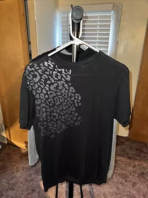 Guess Denim Los Angeles Graphic Short Sleeve T-shirt  Medium Black Leopard Print • $0.99