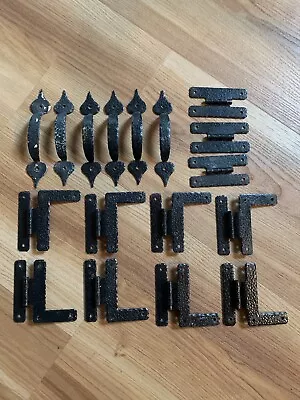 17 Piece Vintage Lot Hinges Pulls Cabinet Hardware ACORN Hammered Black Salvage • $35