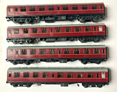 £32 • Buy 4x BR Mk1 Maroon OO Gauge Coaches Unbranded