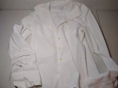 Vintage - Oscar De La Renta Button Blouse/Top 100% Cotton - Size 6 - FREE S&H! • $29.99