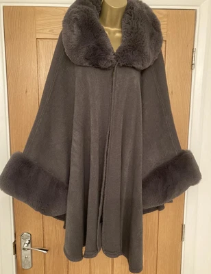 £14.50 • Buy Glamous Grey Fur Trim Cape 3/4 Length Swing Coat Jacket One Size