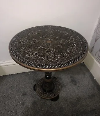 Wooden Round Coffee Table Lacuqer Art  Black Gold 18” • £50
