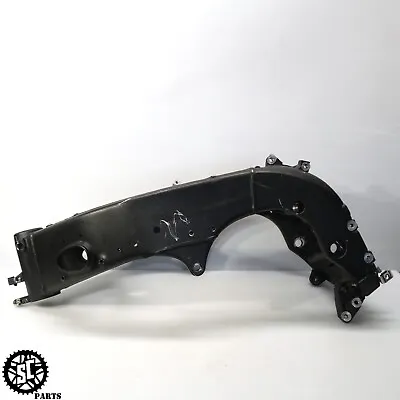 04-06 Yamaha Yzf R1 Main Frame *s* Y09 • $275