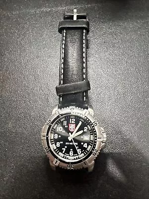 Luminox 7250 Stainless Case Bezel Mariner 200M Swiss Dive Watch 37mm Working • $99