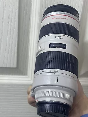 Canon EF 70-200mm F/2.8 L  Professional Zoom Lens With Caps And Filter • £450