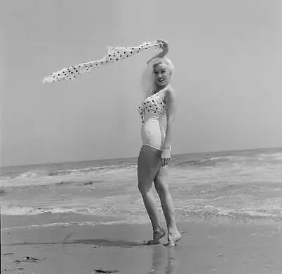 Actress Mamie Van Doren Poses At The Beach In LA 1956 OLD PHOTO 9 • $9