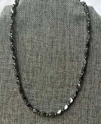 Men's Women's Magnetic Hematite Black Twist And Rounds Necklace Very Strong! • $40.99