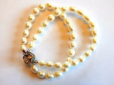 Vintage Double Strand White Pearl Bracelet With Silver Tone Flower Clasp 7 & 1/2 • $22