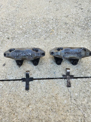 $500 • Buy JDM 89-93 Nissan Skyline GTR R32 RB26 Z32 4Pot Front Calipers Brake OEM