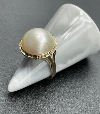 14 Karat Gold & Mabé Pearl Ring Size 6.5 • $325