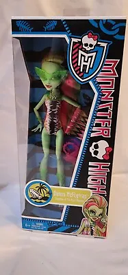 NRFB Monster High SWIM CLASS  - Venus Mcflytrap - 2012  • $75