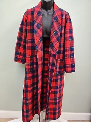 Vintage Pendleton Mens Plaid Robe Virgin Wool W Pockets  Size Large • $18