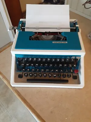 Underwood 315 TURQUOISE And White Manual Typewriter Spain1970s • $59.99
