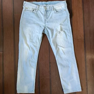 True Religion Light Wash Boyfriend Nat Big T Size 33 RIPPED On Back • $19.95