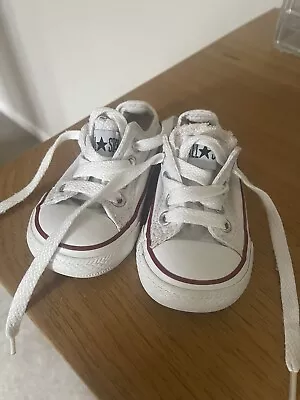 Baby White Converse Trainers Size 4 Infant • £3.50