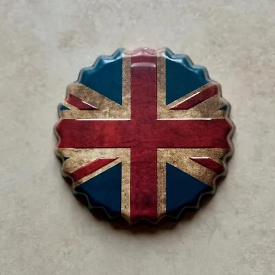 UNION JACK DESIGN EMBOSSED METAL BOTTLE TOP WALL SIGN 13cm MAN CAVE BAR BRITISH • £4.99