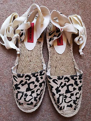 London Rebel Flat Sandals. Espadrilles. Beige Animal Print Sz 5  US 7. Ankle Tie • £15.95