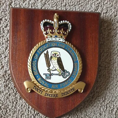 £22 • Buy Royal Air Force Plaque Shield RAF  School Of Education Training Support