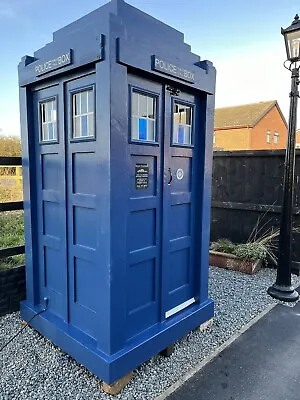 Solid Full Size Police Box / Doctor Who Tardis  • £3500