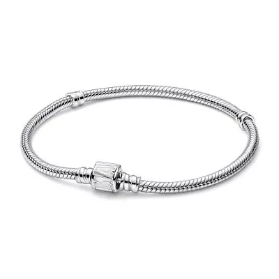 Pandora Moments Marvel Logo Clasp Snake Chain Bracelet 19cm • £2.95