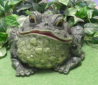 1042 Large Chubby Fat Bull Frog Toad Latex Rubber Fiberglass Mold Concrete • $420