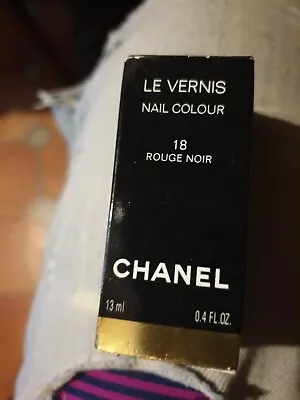 CHANEL Le Vernis Nail Polish Rouge Noir 18  BNIB Boxed • £18.50