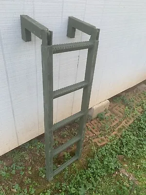 Military Truck Surplus LMTV / FMTV Cargo Bed Boarding Ladder 2540-01-394-9681 • $120