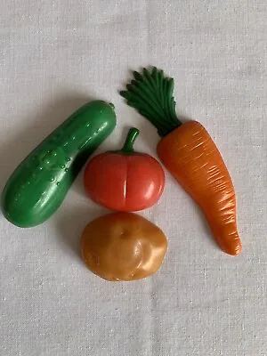 Vintage Plastic Vegetable Magnets Set Of 4 • £7.72
