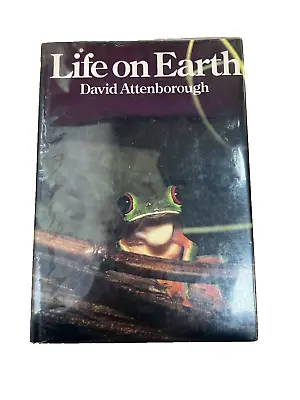 Life On Earth By Sir David Attenborough (Hardcover 1979) Vintage Books #RA • £2.99