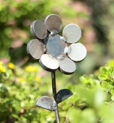 Rustic Recycled Metal Garden Ornaments: Unique Welded Flower Yard Art Decoration • $10.99