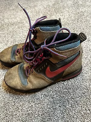 Vintage 80s 90s OG Nike Lava High Hiking Boots  Women’s 7.5 • $39.99