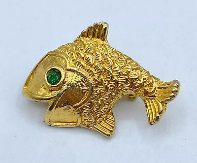 E2-1730 Vintage Brooch Gold Tone Pin 1.  Animal Fish Rhinestone Ocean • $4.99